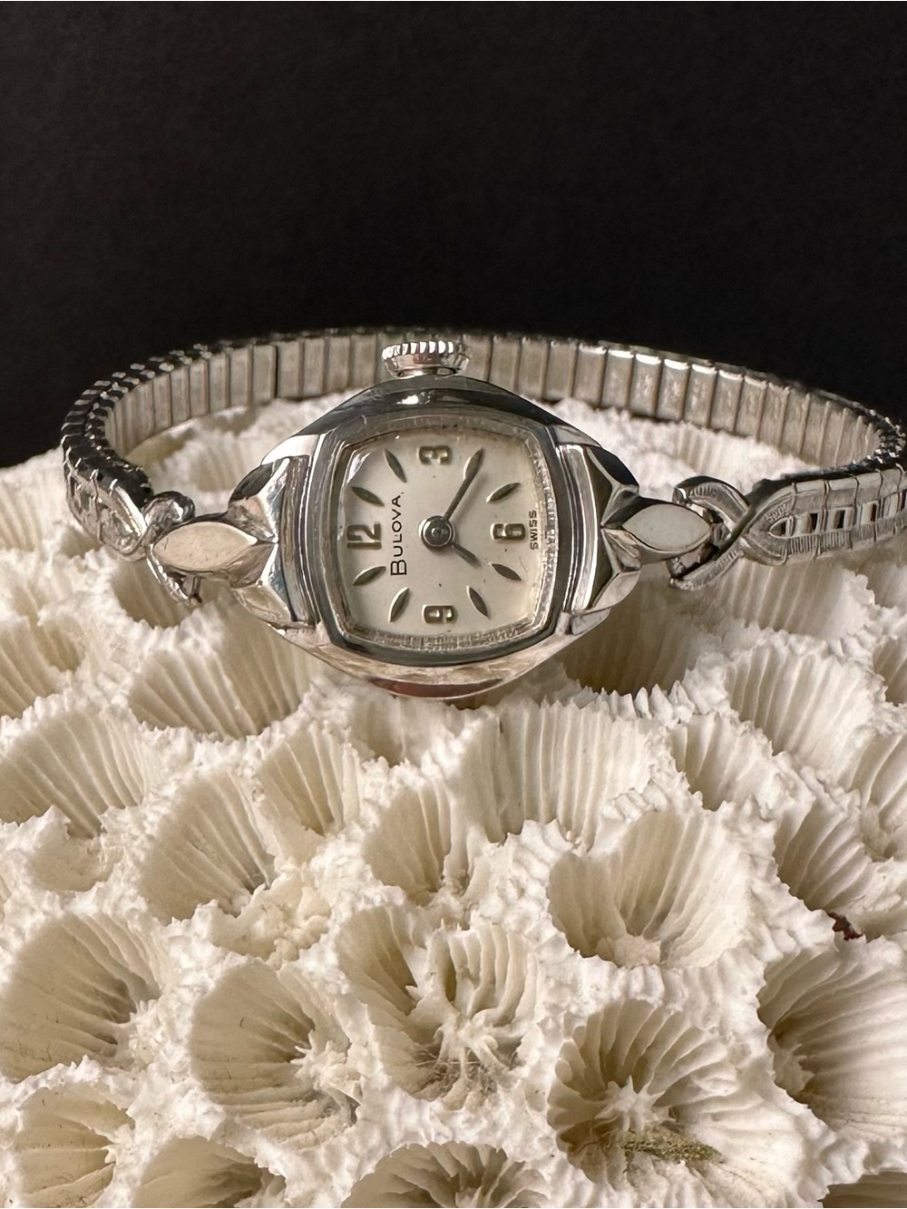 Vintage 1962 Bulova cocktail mechanical ladies silver - tone watch